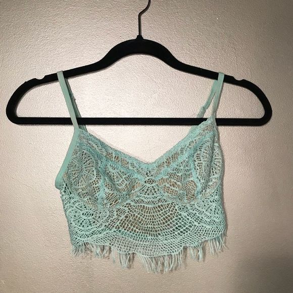Nollie: Lace Bralette - Picture 2 of 4